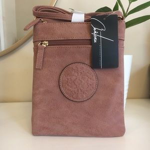 Chateau International Crossbody